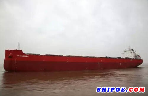 上海船厂 8.2万吨散货船
