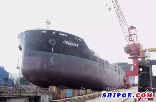 35000吨散装货船 江东船厂