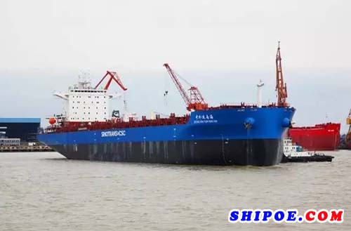 上船公司   4000箱集装箱船   28000吨多用途重吊船