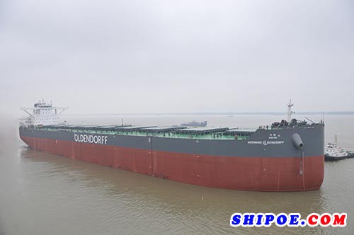 泰州口岸船舶20.8万吨船三日两节点