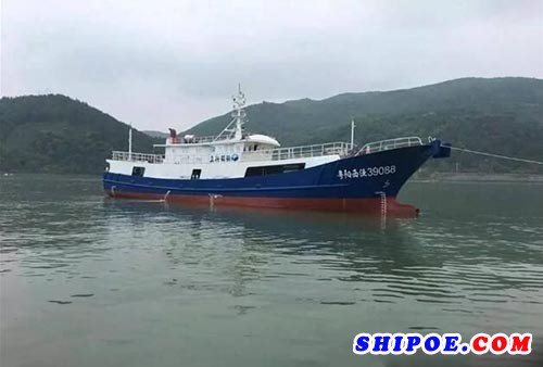 立新船舶交付两艘流刺网渔船