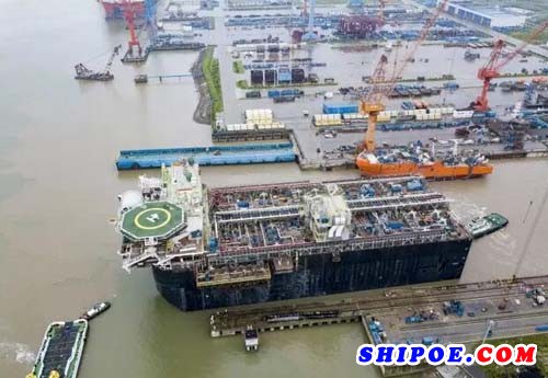 中远海运重工为巴西国家石油设计建造的P70 FPSO海工项目顺利完成艏艉段大合拢定位
