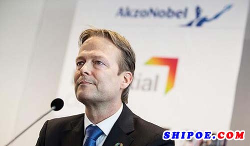 荷兰化工巨头阿克苏诺贝尔CEO唐博纳卸任