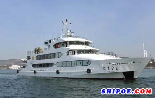 京鲁船业为 长岛渤海长通旅运有限公司建造的2900总吨客滚船