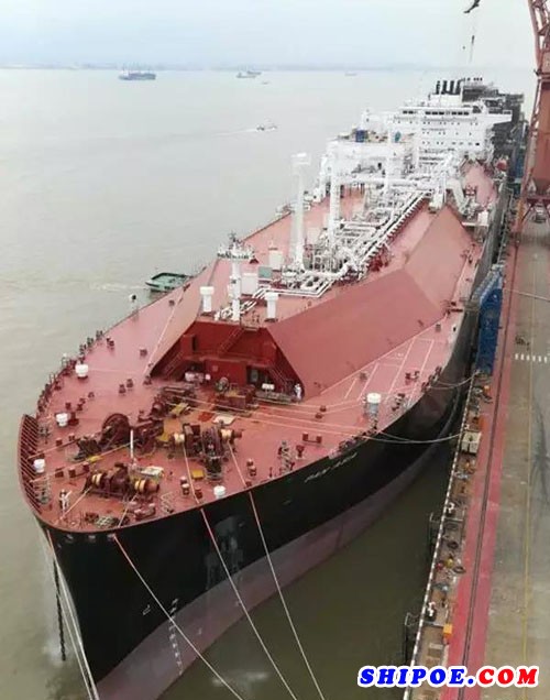  沪东中华造船：极端高温难挡4艘LNG船建造进度