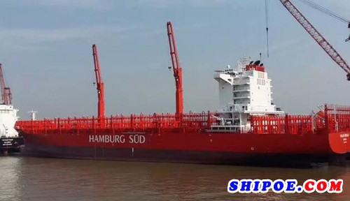 3800箱集装箱是江苏新扬子造船有限公司为德国汉堡南方公司建造