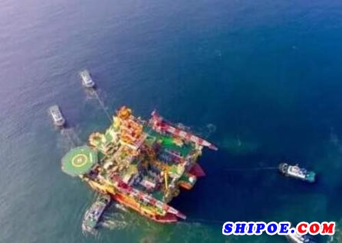 中海油服第六代A5000型深水半潜式钻井平台试航