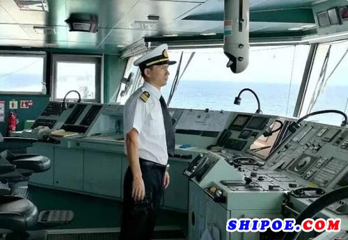 中国第一位40万吨级VLOC船长来自招商轮船