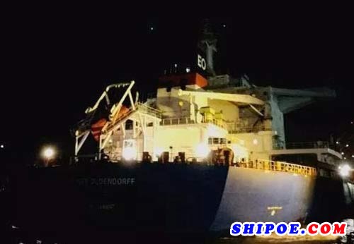 天元锰业集团首艘远洋货轮抵达青岛港
