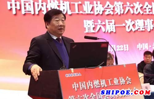 中国内燃机工业协会第六次全国会员代表大会暨六届一次理事会在北京召开。作为中国内燃机行业的老兵，谭旭光代表第五届理事会作报告。