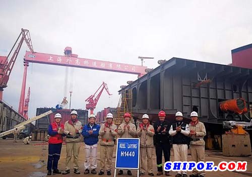 外高桥造船中国矿运第三艘40万吨VLOC顺利下坞