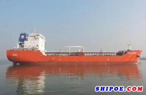 航通船业7800吨2#沥青船顺利交付
