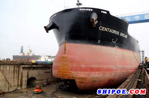 舟山中远海运重工攻坚“人马座”——4天内完成大吨位钢结构拆旧工程