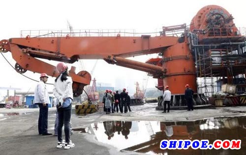 武汉船机承研的“深海作业起重机主动升沉补偿系统研制”项目