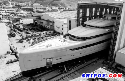 普莱德游艇88.5米ILLUSION PLUS项目顺利移船