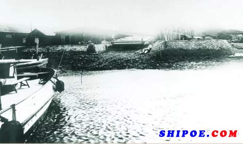 日本统治工厂时称为”一号船台”的50吨旱坞