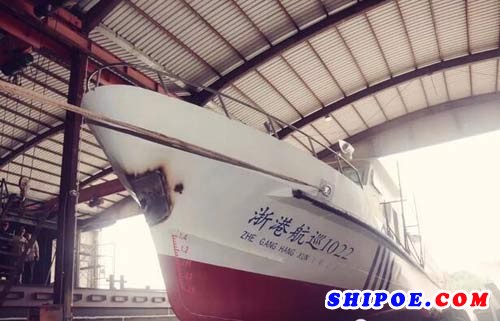 平湖华海造船2艘沿海港航管理艇顺利接水