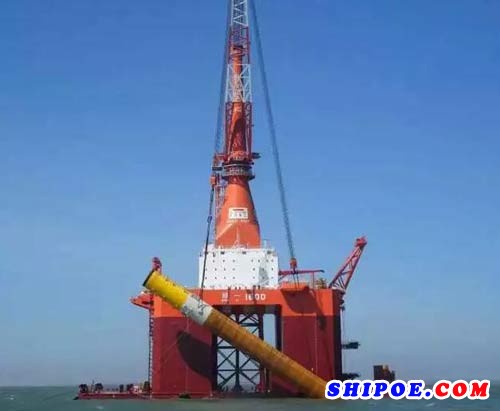 广东粤电湛江外罗海上风电项目完成首桩基础施工