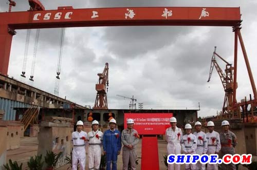 上海船厂首制108000DWT极地散货船铺底