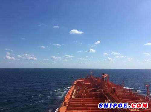 韩通船舶一艘74000吨油船圆满试航归来