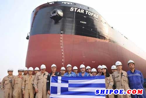 扬子江船业为希腊CHARTWORLD船东建造的一艘82000DWT散货船在新扬子船台东线顺利下水