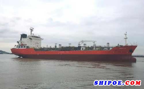 新加坡“AGAPAO SHIPS”公司在广东中远海运重工修理的第二艘油船“艾格罗”轮顺利完工并按期开航。
