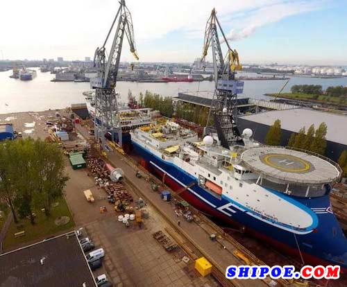 达门修船厂完成最先进的地震研究船维护