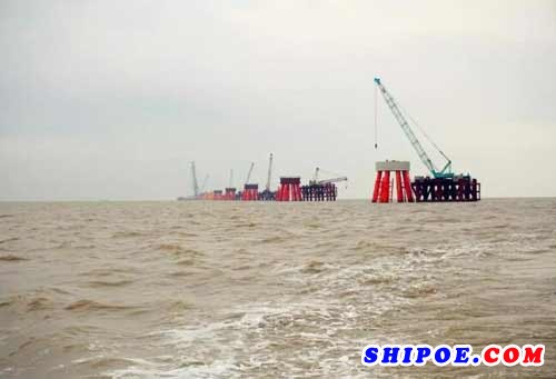 浙江省首个海上风电场基础工程主体完工