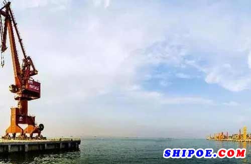 连云港港与中石化签约 将合资建设经营30万吨级原油码头