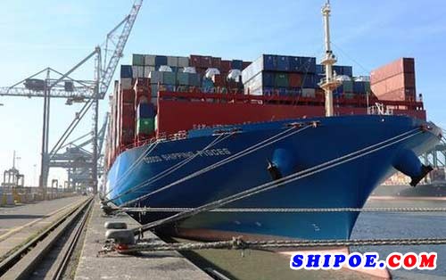 “中远海运双鱼座”集装箱船首航抵达比利时 