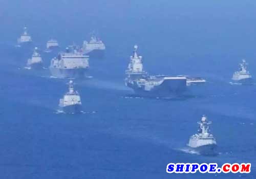 资料图：2018年4月，中国海军在南海大阅兵。