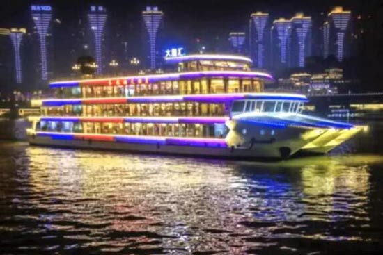 中国船级社检验的新一代两江观光游览船正式上线运营