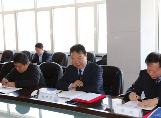 中国海事政策法规与发展战略研究中心在大连海事大学揭牌