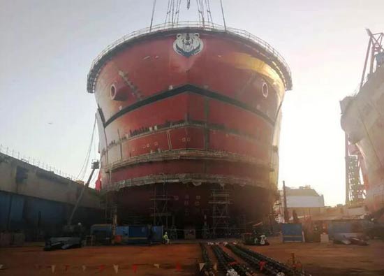 沪东中华援建上海船厂108000吨散货船全船贯通