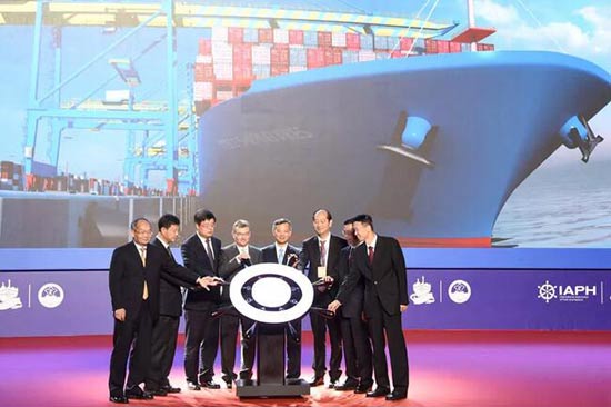 中远海运马士基华为等世界500强企业出席第31届世界港口大会