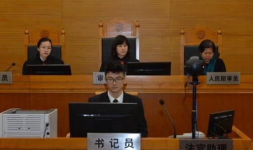 两艘外籍船舶在外国水域碰撞，为何选择要求上海这家法院来裁判？
