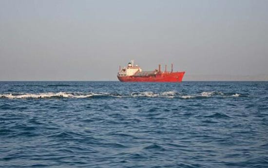 沙特称两艘油轮在波斯湾附近遭袭，伊朗：警惕有人搞破坏