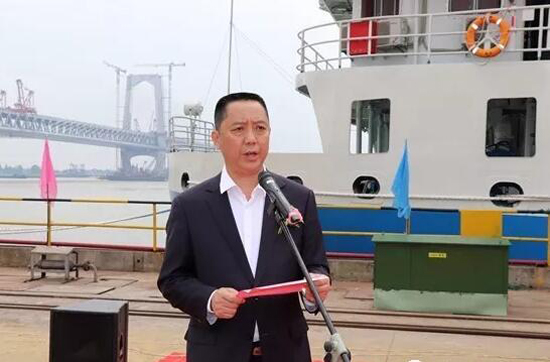 招商局招商工业有限公司金陵船厂总经理姜福海在致辞中