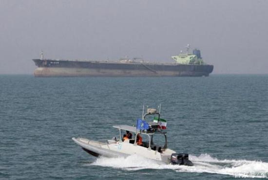 美国卫星锁定伊朗油轮，无法停靠任何国家，伊朗进入全面战争状态