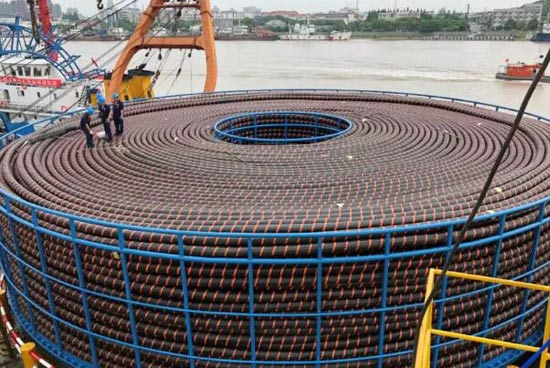东方三芯220kV海缆交付华能海上风电项目