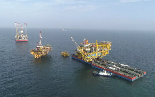 海油工程突破海油史上最快浮托安装记录