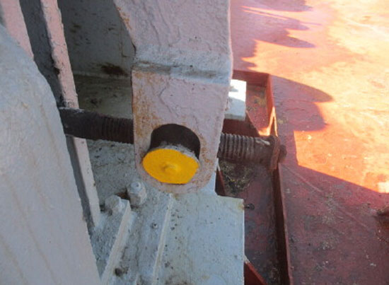 简析丢锚断船用锚链的原因及应对措施 