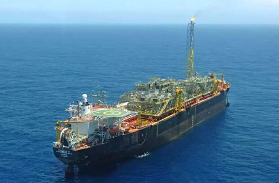 由Modec在巴西坎波斯盆地运营的 FPSO出现船体裂缝并发生漏油事件！