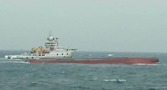 两艘大陆船在台湾海峡倾覆沉没，12人失踪