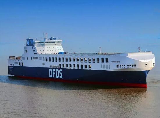 金陵船厂为DFDS建造第三艘15500吨滚装船成功交付