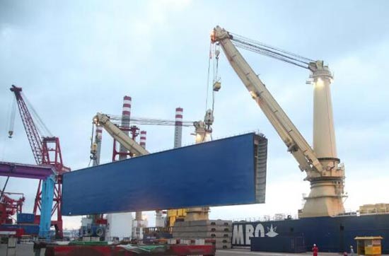 海西重机自主设计制造的800吨造船龙门吊发往芬坎蒂尼集团