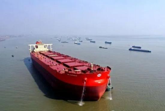 新时代造船2#32.5万吨矿砂船完成试航，安全返航