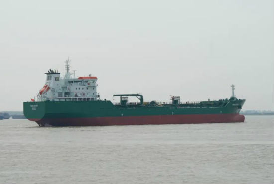 扬州金陵精心策划顺利交付17500吨化学品船