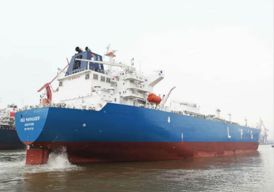 江南造船交付一艘84000立方米超大型液化气船