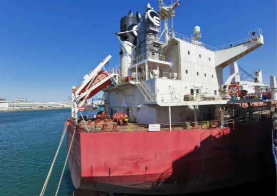 大连中远海运重工首制外置脱硫塔改装“阿波罗”轮顺利完工